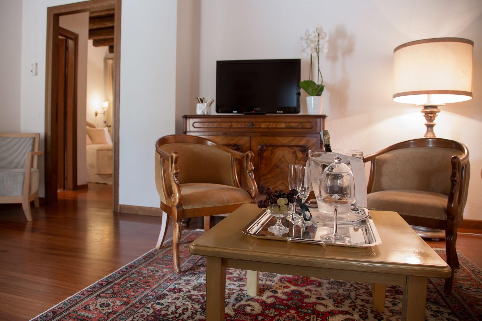 Hotel Villa Condulmer Mogliano Veneto Dış mekan fotoğraf A room at the hotel